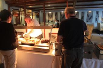 Hotel The Sportsmans Inn