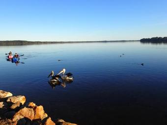 Glenrowan Erowal Bay