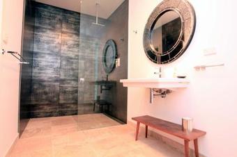 Pope's Beach House Getaway