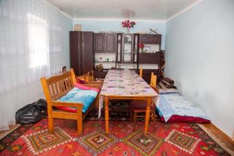 Albergue Khinalig Guest House