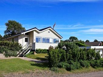 Three-bedroom Holiday Home In Tranek�r 3