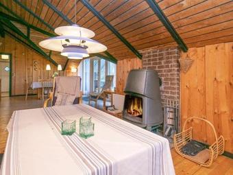 Three-bedroom Holiday Home In Roslev 3