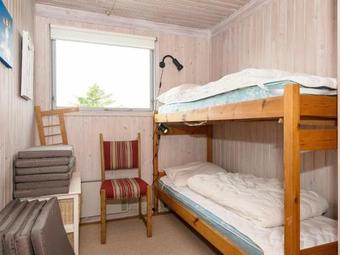 Three-bedroom Holiday Home In Knebel 11