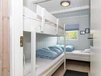 Four-bedroom Holiday Home In Alling�bro 2
