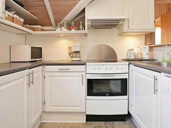 Three-bedroom Holiday Home In R�dby 9