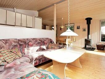 Three-bedroom Holiday Home In Oksb�l 4