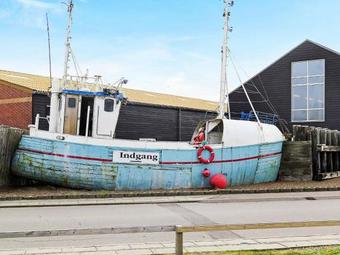 Apartment Thybor�n