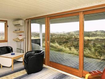 Five-bedroom Holiday Home In Oksb�l 2