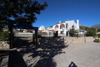 107487 - House In Yunquera