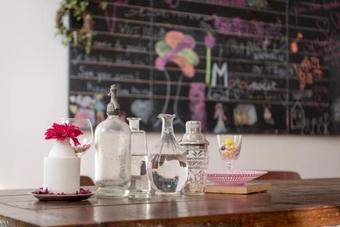 Hostal La Maison D'ambronay