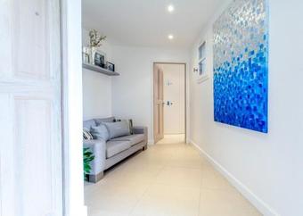 Opio Villa Sleeps 8 Pool Air Con Wifi