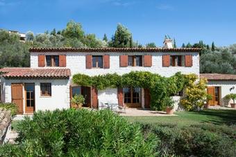 Opio Villa Sleeps 8 Pool Wifi