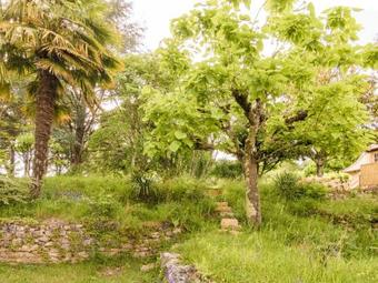 Cozy Holiday Home In Peyzac-le-moustier With Private Pool