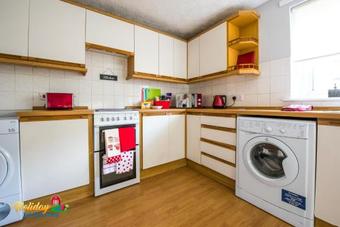 Premier - Kirkness Apartment