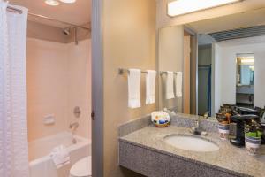 Best Western Yacht Harbor Hotel