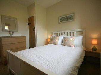 Ewecub Barn, Burford