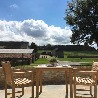 Bed & Breakfast The White House