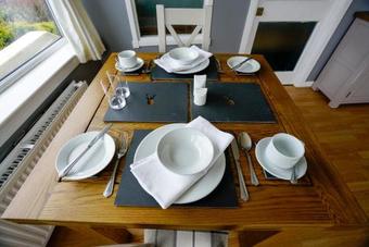 Hostal Atholl Guest House