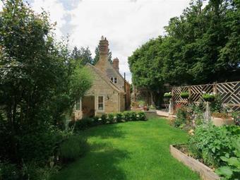 The Lodge, Cirencester