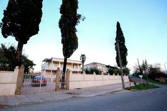 Hostal Green Garden Guest House