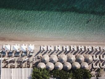 Nereides Luxury Villas 4