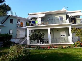 Athanasios Tsoumas Apartments