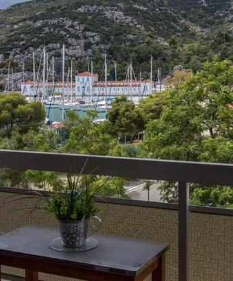 Hostal Maltezos Rooms