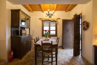 Zacharias Villa Sleeps 6 Pool Air Con Wifi