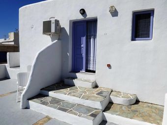 Porto Sikinos Hotel
