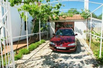 Apartments With A Swimming Pool Mavarstica, Ciovo - 2053