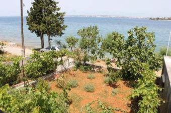 Apartments By The Sea Kali, Ugljan - 8270