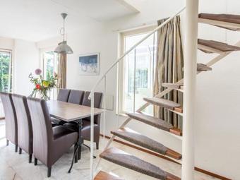 Spacious Holiday Home In Kamperlande By The Sea