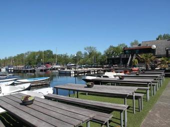 Scenic Lakeside Holiday Home In Kortenhoef