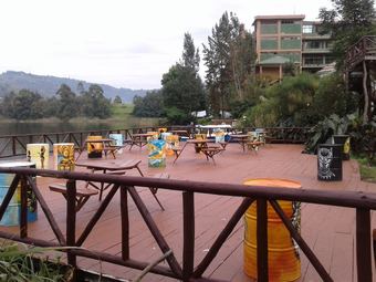 Hotel Bunyonyi Safaris Resort