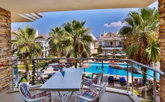 Apartamento Golden Life Blue Green Residence