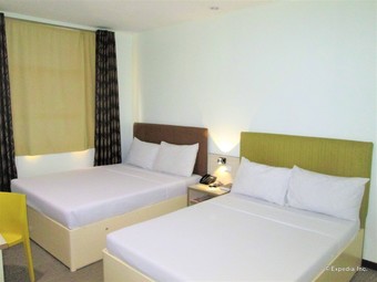 Hotel Marianne Suites