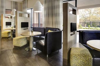 Hotel Courtyard Carrollton