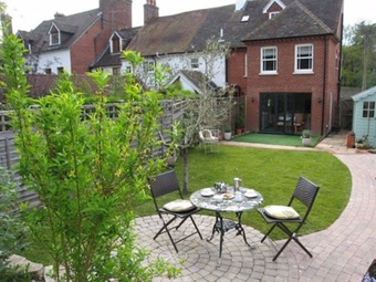 Bed & Breakfast 32 The Green