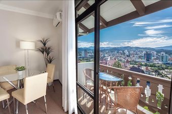 Monthez Hotel & Eventos