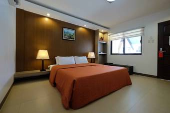 Hotel Dive Thru Scuba Resort