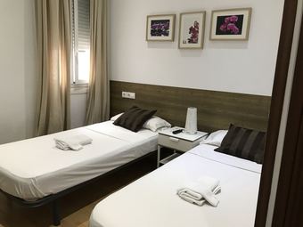 Hostal Ch Otello Rooms - Madrid