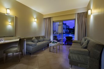 Hotel Silence Beach Resort - All Inclusive