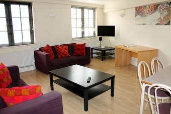 Acorn - Bakers Row Apartment