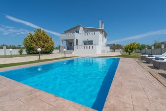 Astarte Villas - Muthee Villa