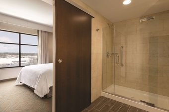 Hotel Embassy Suites By Hilton Akron Canton Airport
