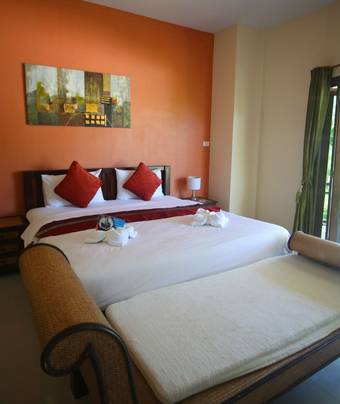 Saphli Villa Beach Resort