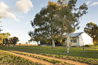 Colenso Country Retreat
