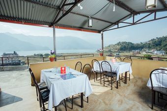 Hotel Oyo 11455 August Lake Resort