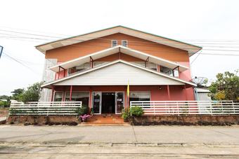 Hotel Oyo 359 Golden Nakara Place