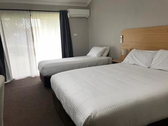 Colonial Motel Richmond